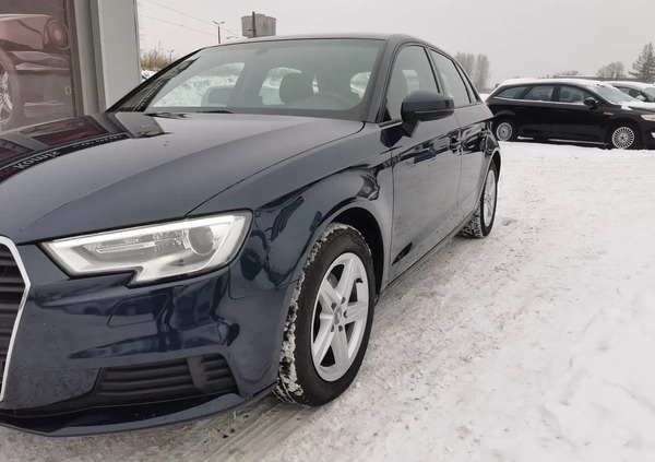 Audi A3 cena 69897 przebieg: 115000, rok produkcji 2017 z Zawidów małe 497